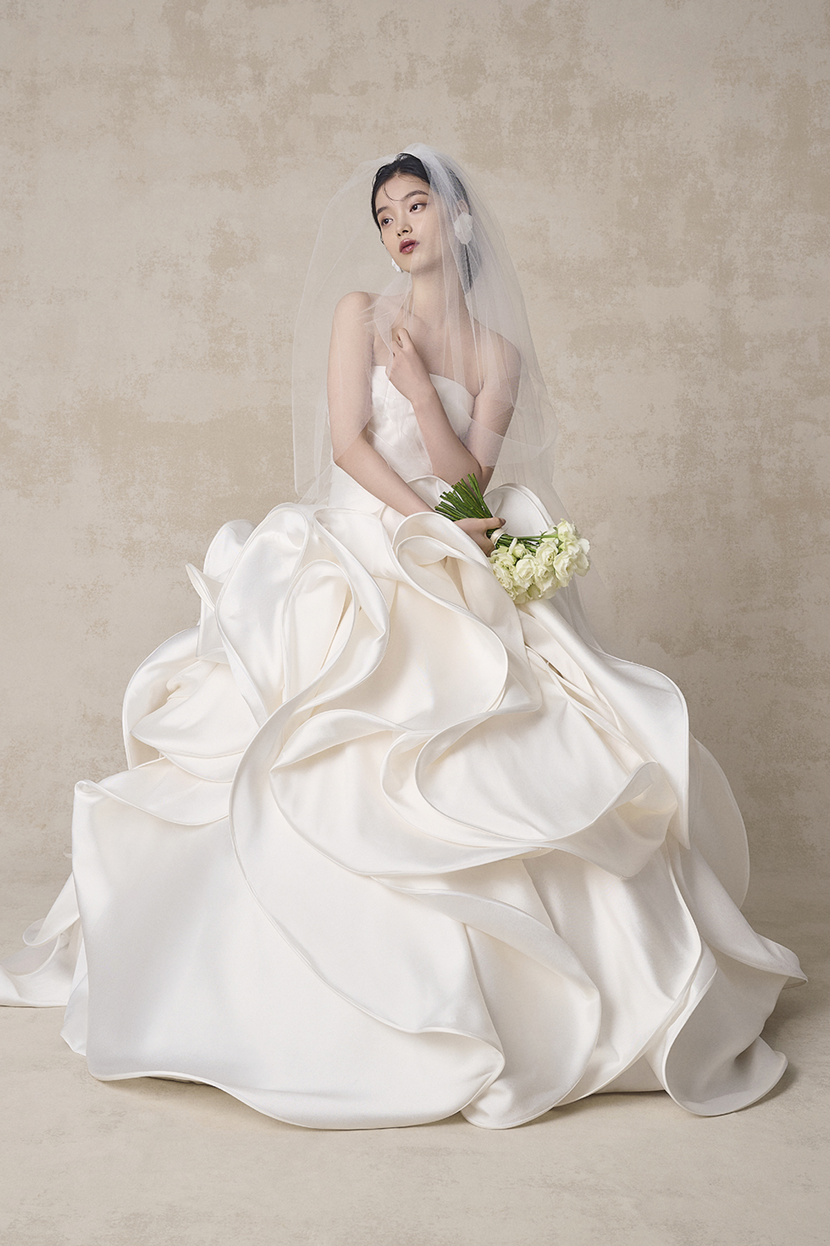 JUNO weddings ウェディングドレス